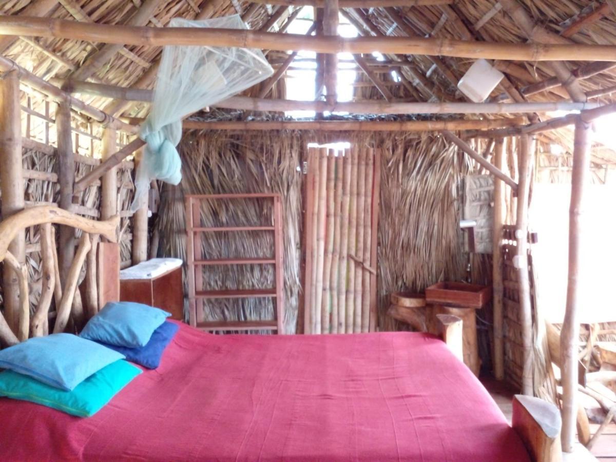 El Bamboo Cabins Balgue Exterior foto